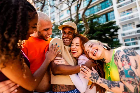 pessoas felizes mulheres instituto